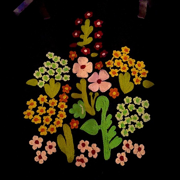 Persaman Floral Embroidery & Ribbons Black Skirt - Picture 7 of 9